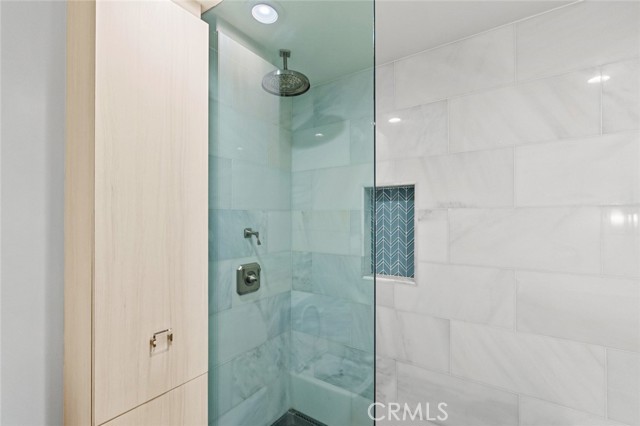 Detail Gallery Image 8 of 40 For 518 Marigold Avenue, Corona Del Mar,  CA 92625 - 4 Beds | 4 Baths