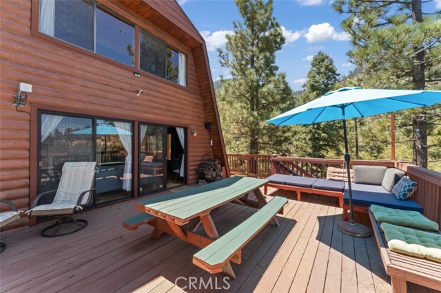 1320 Woodland Drive, Pine Mountain Club CA: https://media.crmls.org/medias/872f81b8-b06d-45e7-b540-64fb09cbed78.jpg