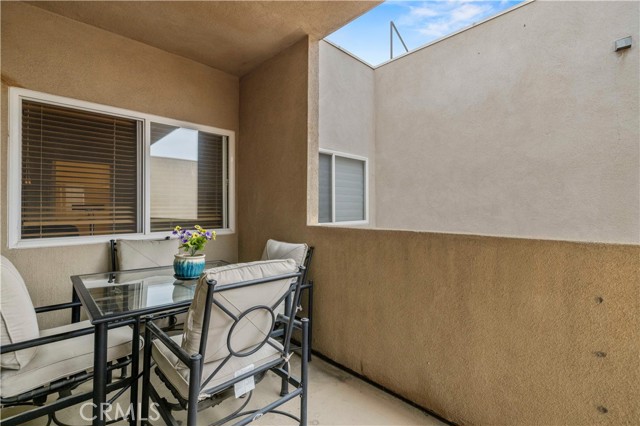Detail Gallery Image 17 of 35 For 9610 Zelzah Ave #306,  Northridge,  CA 91325 - 2 Beds | 2 Baths