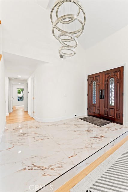 21492 Countryside Drive, Lake Forest CA: https://media.crmls.org/medias/87337d8a-91ad-476a-b634-9cb63a716493.jpg