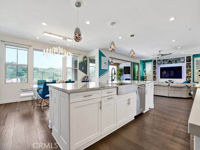 15 Cielo Azul, Mission Viejo CA: https://media.crmls.org/medias/8734ef69-ba43-45df-a1bd-195664ab2380.jpg