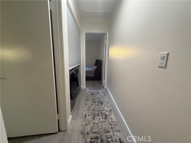 Detail Gallery Image 5 of 19 For 9702 via Roma, Burbank,  CA 91504 - 2 Beds | 3 Baths