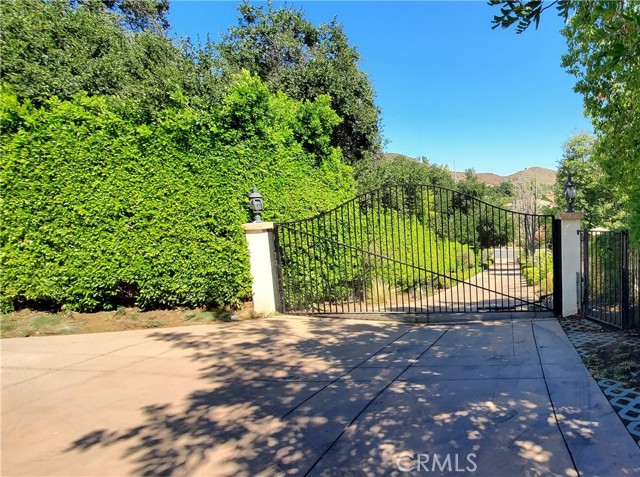 Detail Gallery Image 2 of 31 For 1463 Pathfinder Ave, Westlake Village,  CA 91362 - 4 Beds | 4/1 Baths