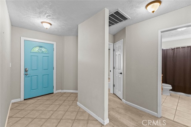 Detail Gallery Image 4 of 48 For 11585 Manana Dr, Morongo Valley,  CA 92256 - 3 Beds | 2 Baths