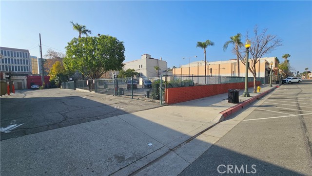 Image 49 of 57 For 401 4th Street