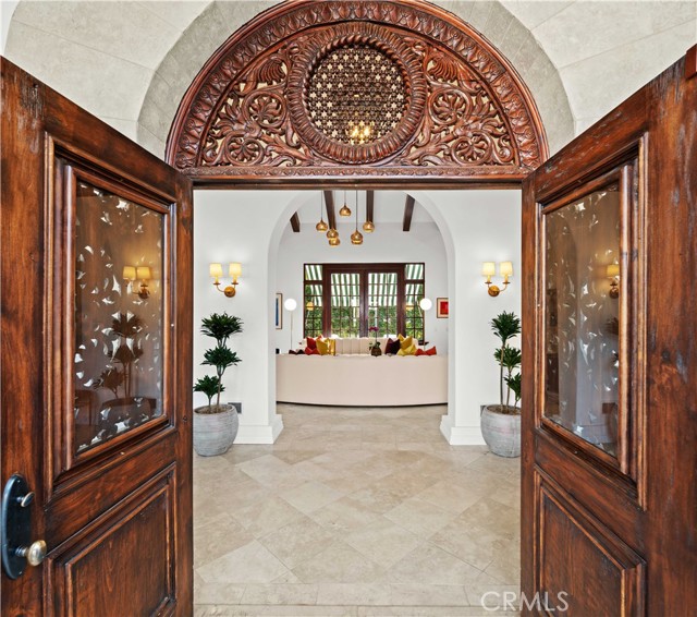 2347 E Valley Road, Montecito CA: https://media.crmls.org/medias/87366e79-aca0-44a3-832d-40603e4a36f0.jpg
