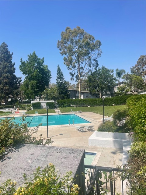 Image 3 of 13 For 20359 Ivy Hill Lane 13