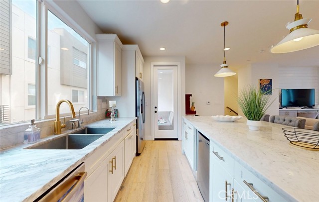 Detail Gallery Image 20 of 51 For 7209 21st, Westminster,  CA 92683 - 3 Beds | 2/1 Baths