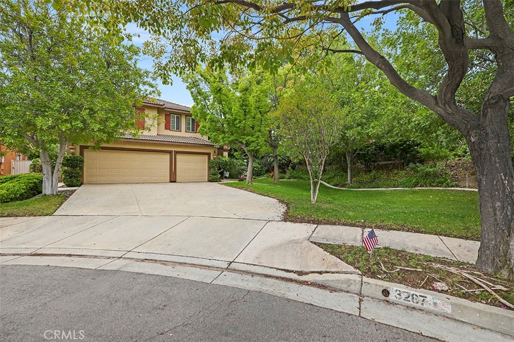 3287 Bighorn Circle, Corona, CA 92881