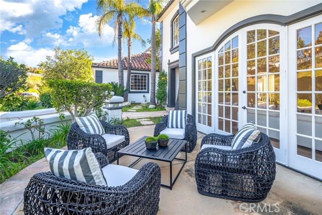 5451 Newcastle Lane, Calabasas CA: https://media.crmls.org/medias/87375c39-6efd-431e-80a7-d8a95b9acaca.jpg