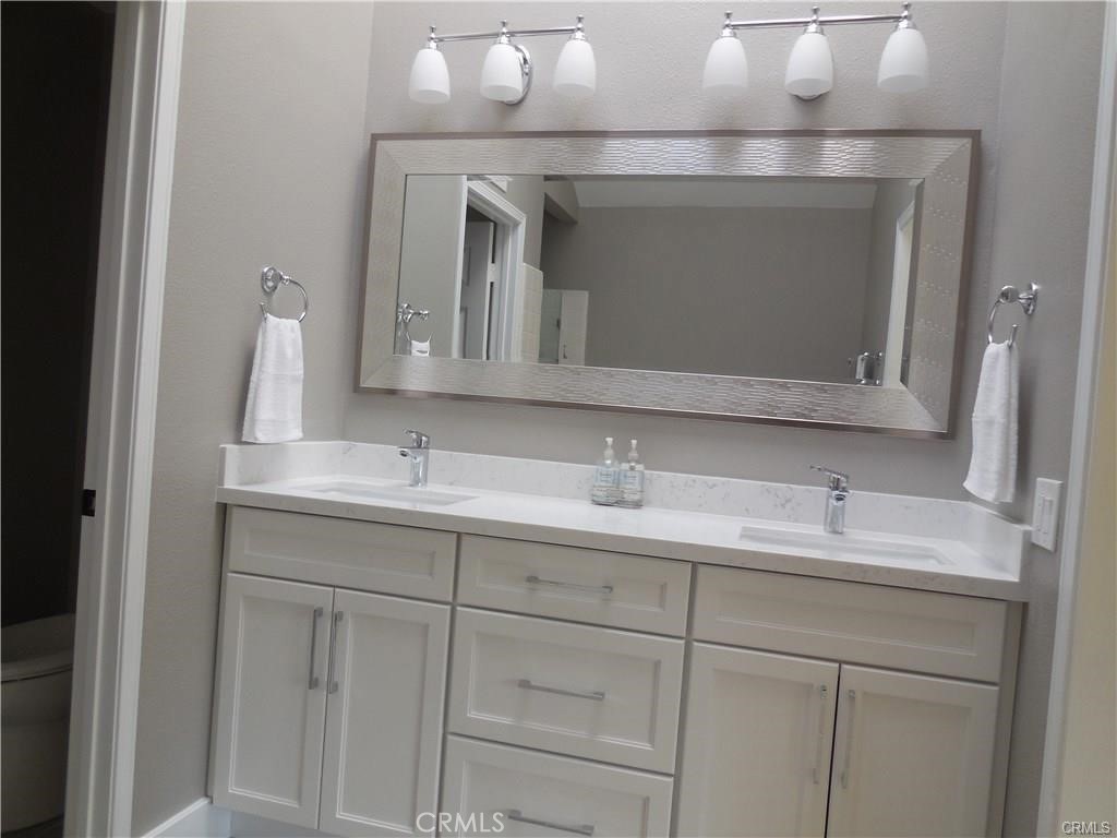 MLS #OC25259920 image #20