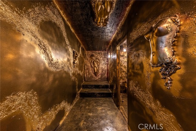 Detail Gallery Image 41 of 53 For 2189 B Sunset Plaza Dr, Los Angeles,  CA 90069 - 5 Beds | 6 Baths