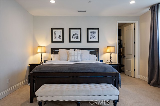 Detail Gallery Image 10 of 32 For 19241 Liam Ln, Tarzana,  CA 91356 - 5 Beds | 4/1 Baths