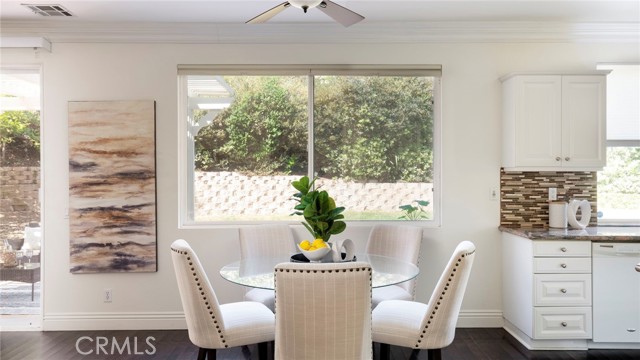 Detail Gallery Image 15 of 51 For 24589 Lola, Newhall,  CA 91321 - 5 Beds | 3 Baths