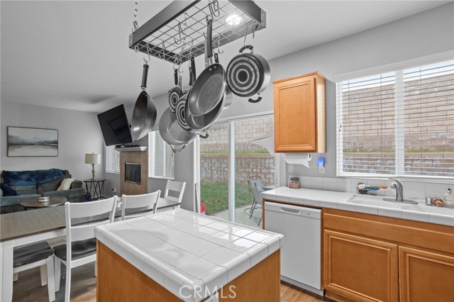 Detail Gallery Image 13 of 34 For 28388 Kara St, Murrieta,  CA 92563 - 4 Beds | 3 Baths