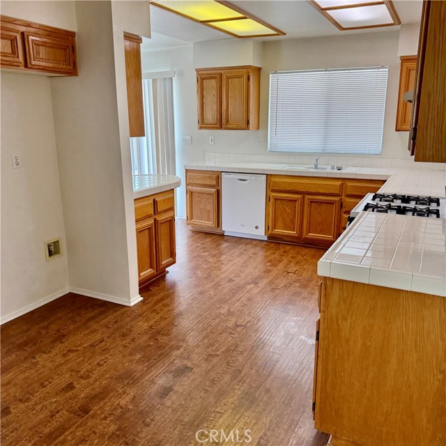 Detail Gallery Image 9 of 43 For 22594 Cuyama Ct, Apple Valley,  CA 92307 - 3 Beds | 2 Baths