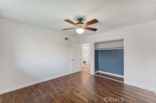 1073 E Knollcrest Drive, Covina CA: https://media.crmls.org/medias/873a9684-79e8-4150-8c66-bcf3236da5f5.jpg