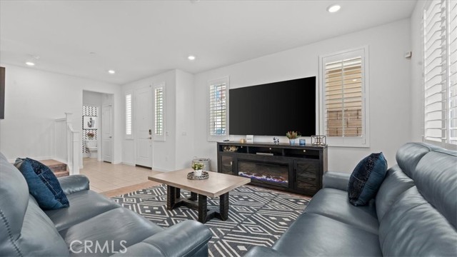 Detail Gallery Image 9 of 30 For 16154 Lozano #7,  Fontana,  CA 92336 - 3 Beds | 2/1 Baths