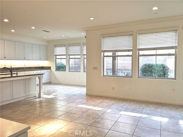 27 Larkfield, Irvine CA: https://media.crmls.org/medias/873c59b9-ab19-4a2c-98d1-419251c6f218.jpg