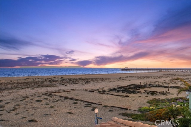 1201 E Balboa Boulevard, Newport Beach CA: https://media.crmls.org/medias/873c681a-ef6b-412c-a538-cf0d59c3c702.jpg