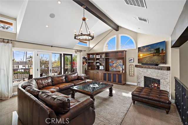 159 Angelo Walk, Long Beach CA: https://media.crmls.org/medias/873d1bf6-b6e1-48f2-8d3d-5ac919904df4.jpg