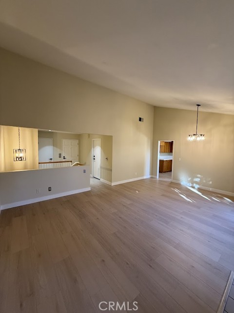 Detail Gallery Image 7 of 29 For 15766 Midwood #4,  Granada Hills,  CA 91344 - 3 Beds | 2/1 Baths