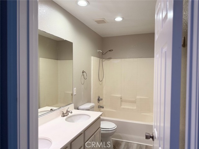 Detail Gallery Image 33 of 36 For 4547 Nicole Way, Riverside,  CA 92501 - 5 Beds | 3/1 Baths