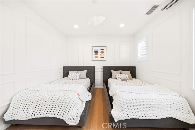 Image 48 of 71 For 23195 Stoneridge