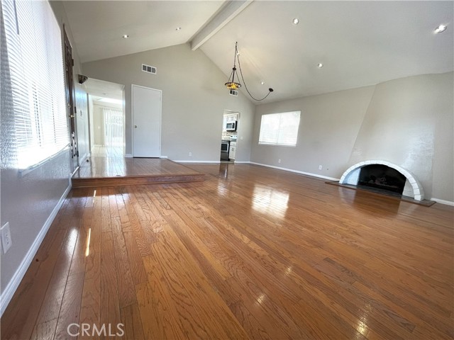 4470 Avenida Granada, Cypress CA: https://media.crmls.org/medias/87408cb0-a5dd-415d-91e0-6606d980b34e.jpg