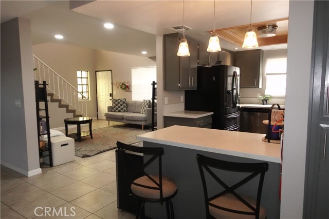 Detail Gallery Image 14 of 27 For 43743 Veronique St, Lancaster,  CA 93535 - 2 Beds | 2 Baths