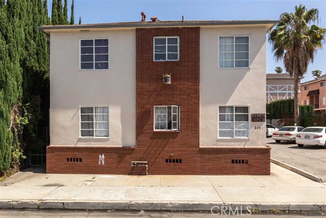 215 West Acacia Avenue photo 1