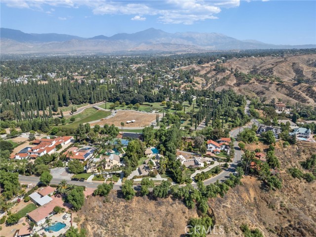 Detail Gallery Image 2 of 75 For 1204 W Sunset Dr, Redlands,  CA 92373 - 4 Beds | 4 Baths