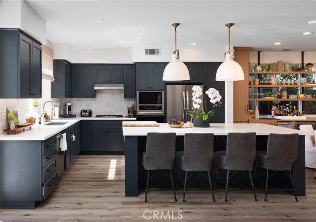 Detail Gallery Image 9 of 27 For 11 Southern Hills Dr, Aliso Viejo,  CA 92656 - 4 Beds | 2/1 Baths