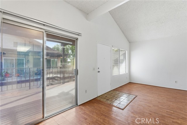 Detail Gallery Image 8 of 37 For 2116 Firewood Ct, San Bernardino,  CA 92404 - 2 Beds | 2 Baths