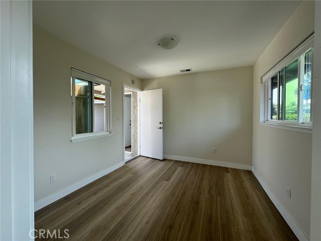 Detail Gallery Image 8 of 11 For 187 W Bay Bld, Port Hueneme,  CA 93041 - 1 Beds | 1 Baths