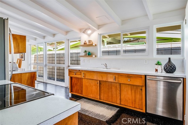 Detail Gallery Image 28 of 45 For 3168 Stevely Ave, Long Beach,  CA 90808 - 2 Beds | 2 Baths