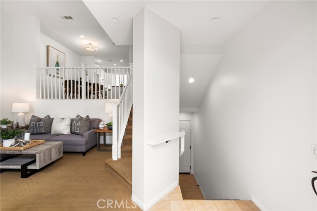Detail Gallery Image 11 of 49 For 68 Webber Way, Buena Park,  CA 90621 - 3 Beds | 2/1 Baths