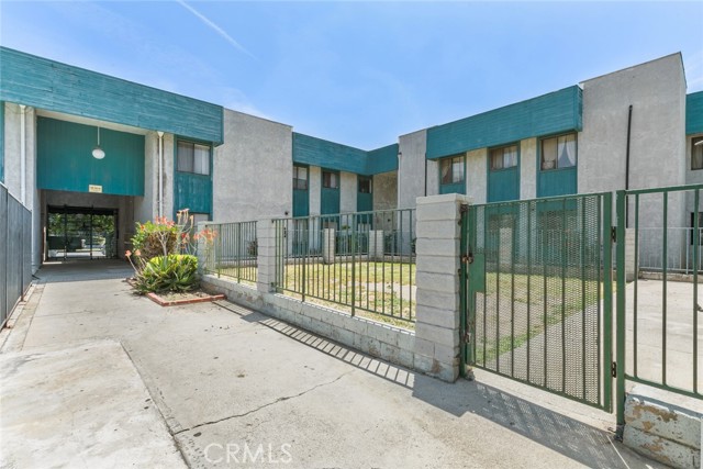 Detail Gallery Image 27 of 29 For 8801 Willis Ave #6,  Panorama City,  CA 91402 - 2 Beds | 1 Baths