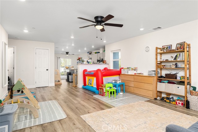 Detail Gallery Image 17 of 54 For 6033 Pentz Rd, Paradise,  CA 95969 - 3 Beds | 2/1 Baths