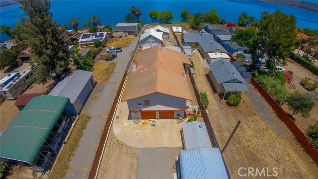 Detail Gallery Image 18 of 64 For 17162 Grand Ave, Lake Elsinore,  CA 92530 - 5 Beds | 5 Baths