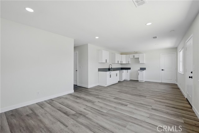 44242 Benald Street, Lancaster CA: https://media.crmls.org/medias/87472699-9425-48d7-910c-55c964d7c4b1.jpg
