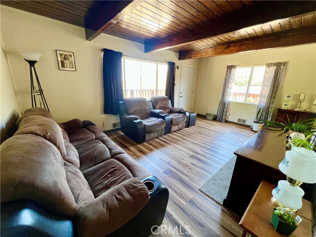 Detail Gallery Image 8 of 35 For 805 Lomita Trl, Frazier Park,  CA 93225 - 3 Beds | 2 Baths