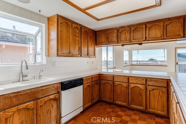 Detail Gallery Image 12 of 29 For 2559 Greenwood, Morro Bay,  CA 93442 - 3 Beds | 3 Baths