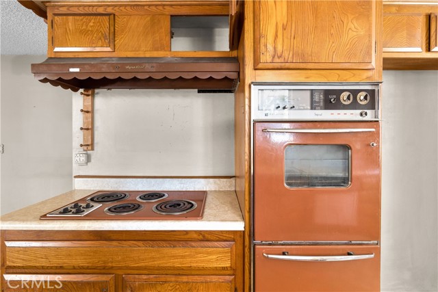 Detail Gallery Image 9 of 19 For 9461 Lotus Dr, Westminster,  CA 92683 - 4 Beds | 2 Baths