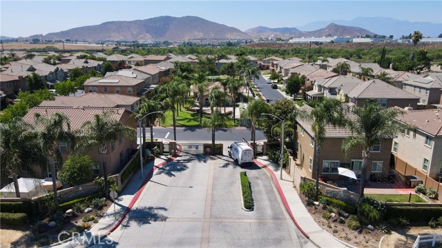 1765 Yvonne Court, Riverside CA: https://media.crmls.org/medias/8747ff80-8aeb-4277-abaa-3e532da47d7e.jpg