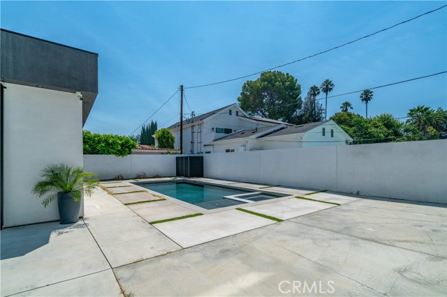 Detail Gallery Image 46 of 57 For 13838 Milbank St, Sherman Oaks,  CA 91423 - 4 Beds | 4 Baths