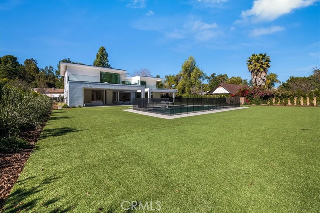 Detail Gallery Image 21 of 43 For 4930 Palomar Dr, Tarzana,  CA 91356 - 6 Beds | 6/1 Baths