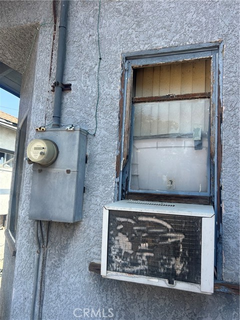3878 E 1st Street, Los Angeles CA: https://media.crmls.org/medias/8748ba90-dc98-46d8-8999-a1a997a92888.jpg