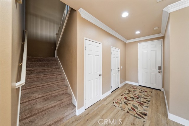 35579 Denver Circle, Winchester CA: https://media.crmls.org/medias/87499648-ac04-4651-ba3f-4a5370099878.jpg