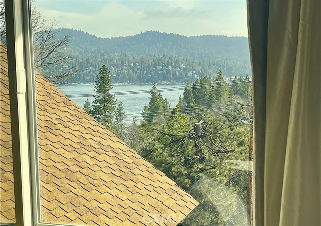 Detail Gallery Image 27 of 46 For 28834 Zion Dr, Lake Arrowhead,  CA 92352 - 4 Beds | 3 Baths